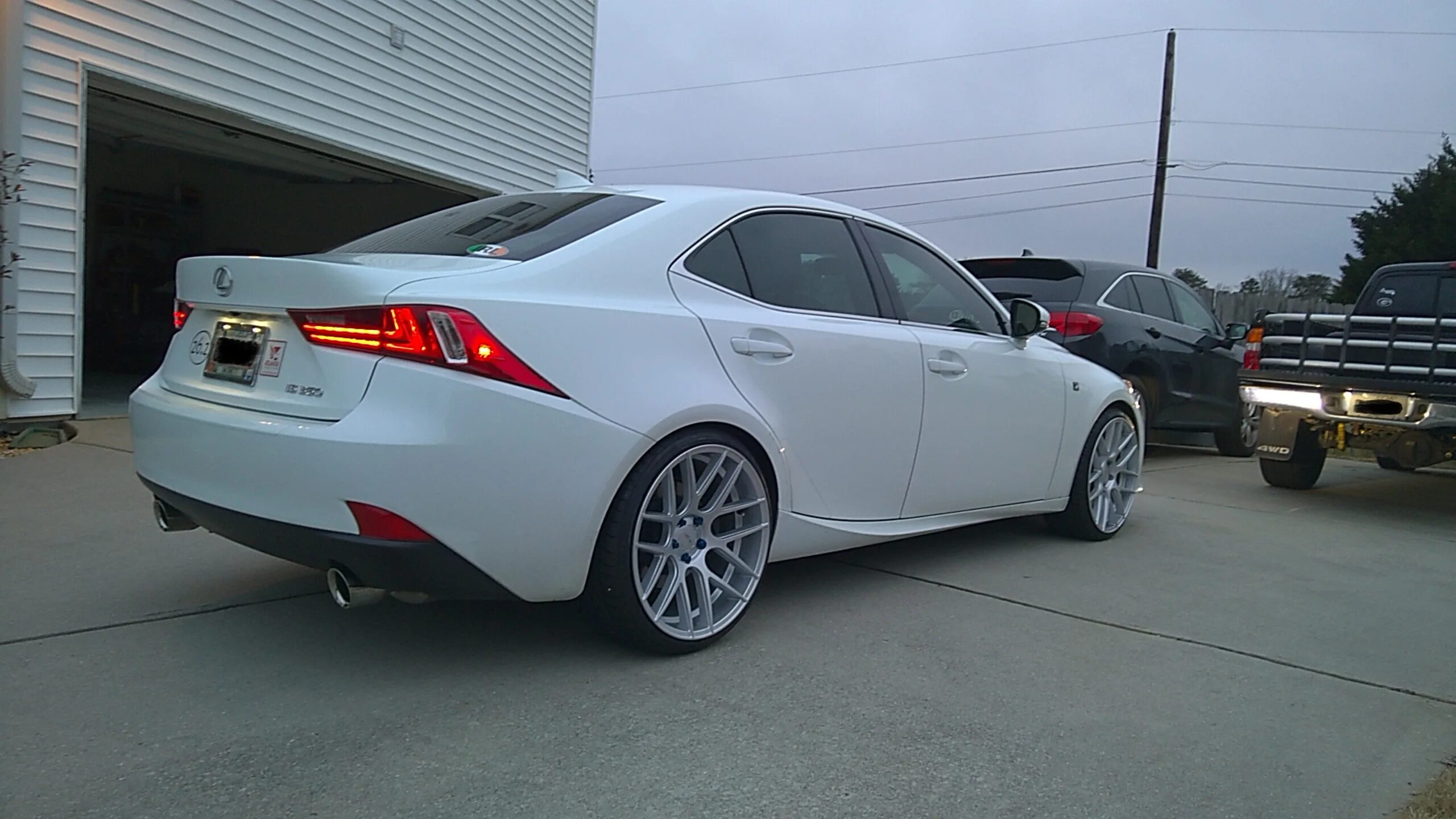 Lexus is 250 f Sport белый. Lexus is 350 f White. Лексус is250 белый. Лексус is 250 f Sport 2014 белый.