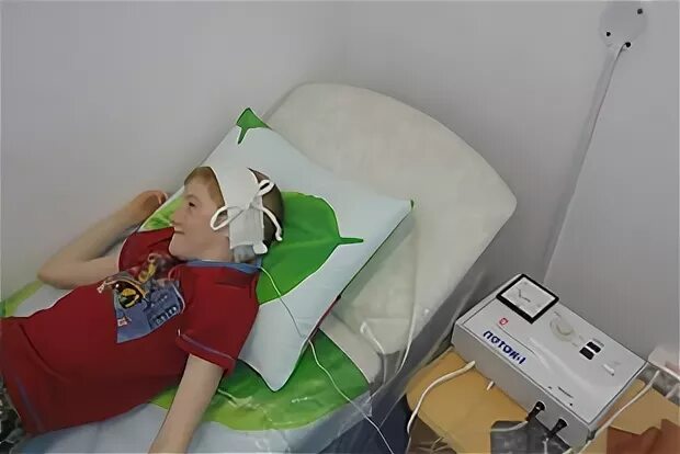 Физиотерапия при отите. Физиотерапия электрофорез с лидазой. электрофорез эндоурально с лидазой на уши. электрофорез при отите.