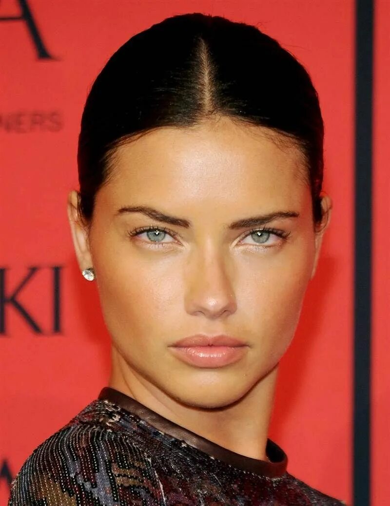 Adriana lima