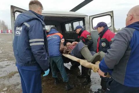 Эвакуация мужчина