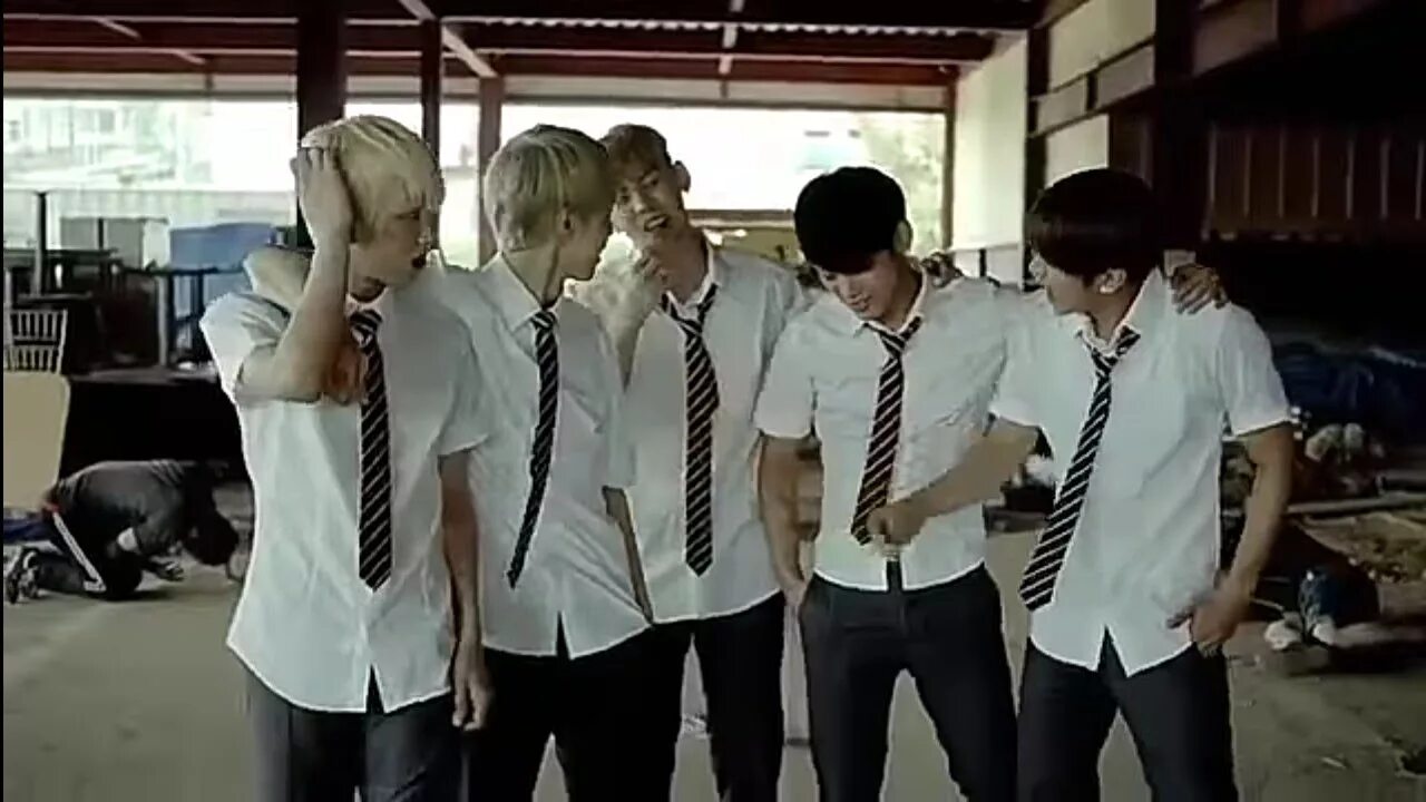 Haqiqiy dost. Do'stlar картинка. Фото dostlar. Фото sinfdoshlar. Синфдошлар логотип.