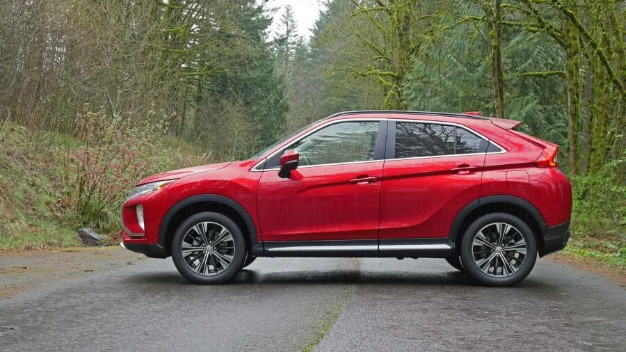 Кросс 2018. Митсубиси эклипс кросс 2018. mitsubishi eclipse cross 2018. митсубиси эклипс 2018. mitsubishi eclipse cross 18.