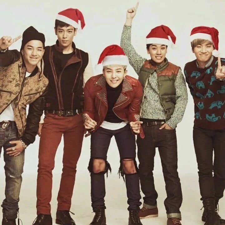 Big Bang группа. BIGBANG С новым годом. Big Bang Christmas. Английский новогодний big ban. Bang в россии