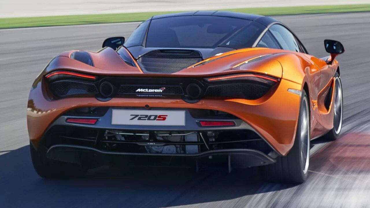 Макларен 720s цена. Макларен 720s. MCLAREN 720s салон. MCLAREN 720s на треке. Макларен последняя модель.