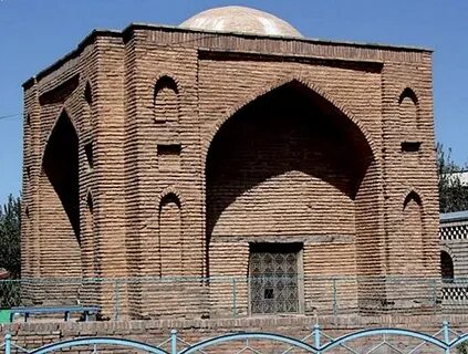 Мұхит шаштары бар қара шашты порно