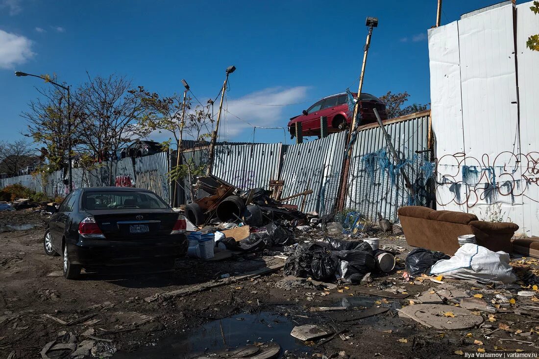 Кэмден город сша. Уиллетс пойнт нью йорк. Городская свалка америка. Самый худший сша. Ураган сэнди в нью-йорке.