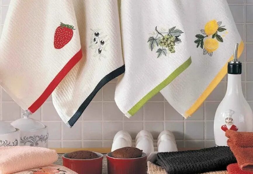 Грязные кухонные полотенца. Яркие кухонные полотенца. Корейские кухонные полотенца. Кухонные полотенца в ретро-стиле. Полотенце кухонное бежевое.