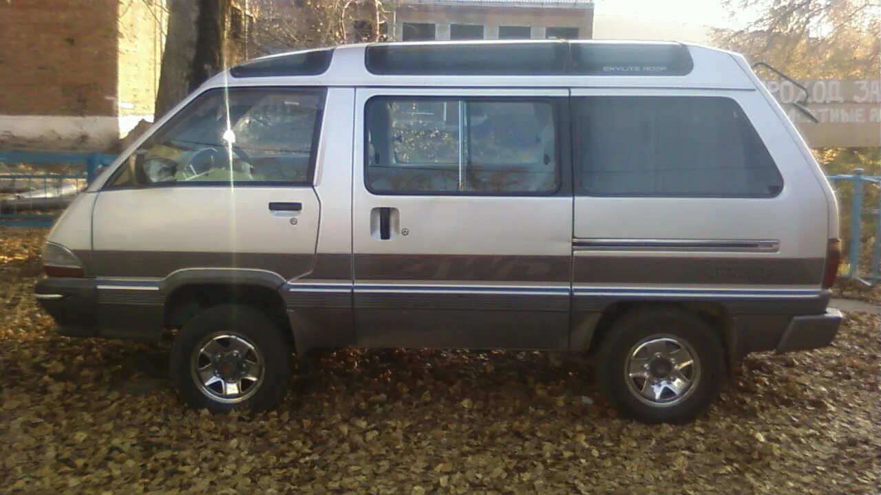 Toyota town ace 4wd. Toyota lite ace 1985. Toyota town ace 4. Toyota town ace минивэн. Toyota town ace van 4wd.