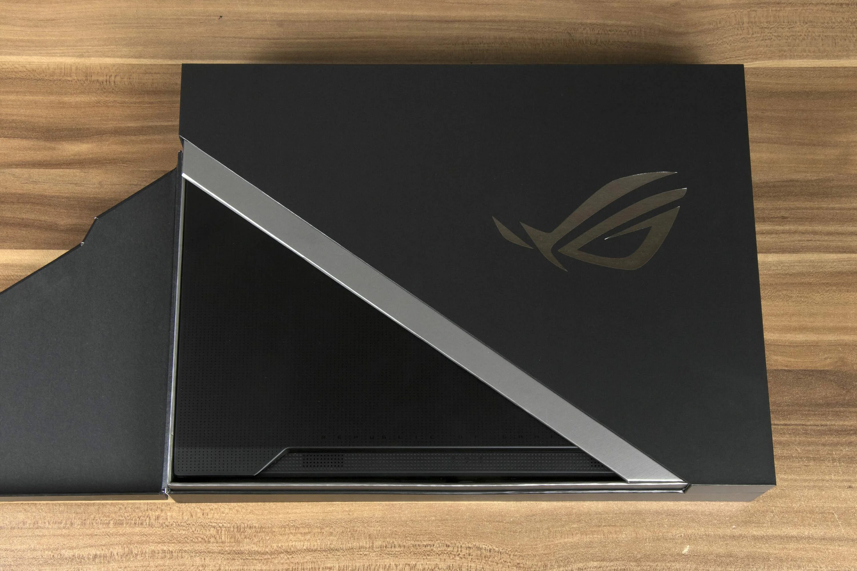 ASUS ROG Zephyrus Duo 15 se. ROG Zephyrus Duo 15. ASUS ROG Zephyrus Duo 15 se gx551q. ASUS ROG Zephyrus g15 Duo se.