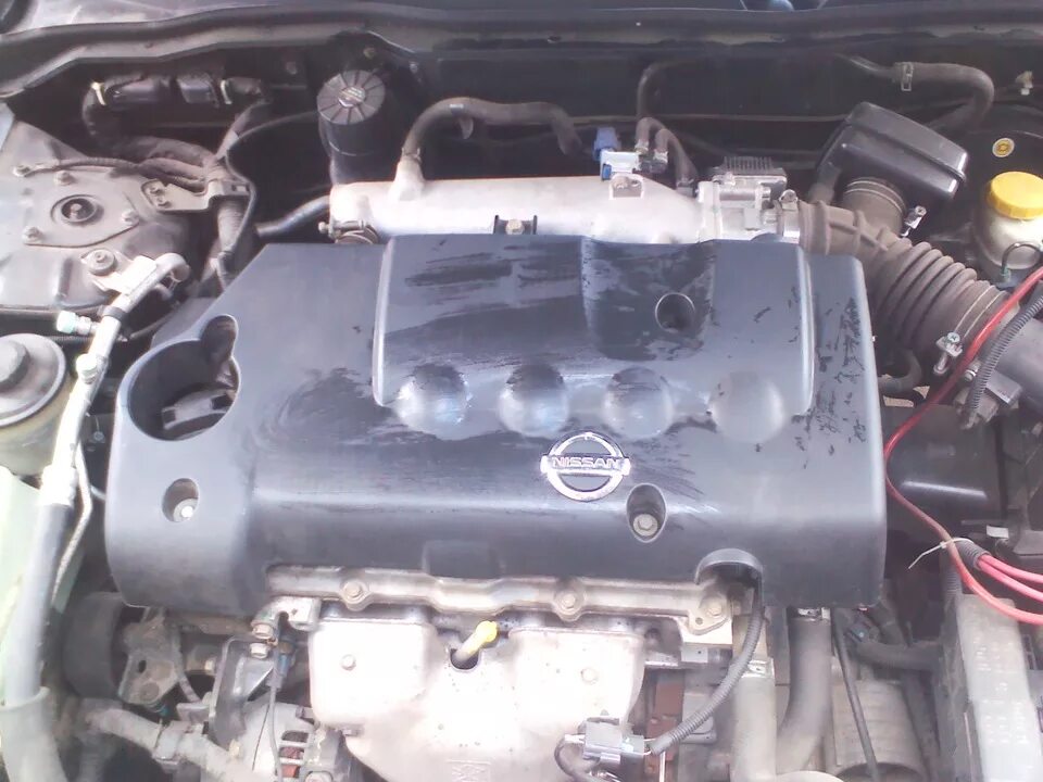 Доработка креплений декоративной крышки двигателя - Nissan Primera, 2.0 л., 2002