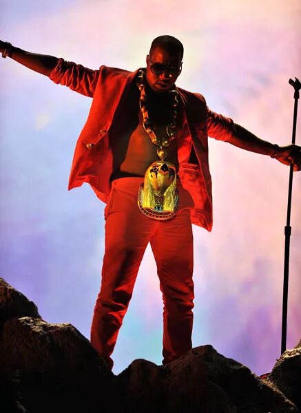 Kanye west twisted fantasy. Kanye west mbdtf. kanye west my beautiful dark twisted. my beautiful dark twisted fantasy канье уэст. kanye west - my beautiful dark twisted fantasy (2010).