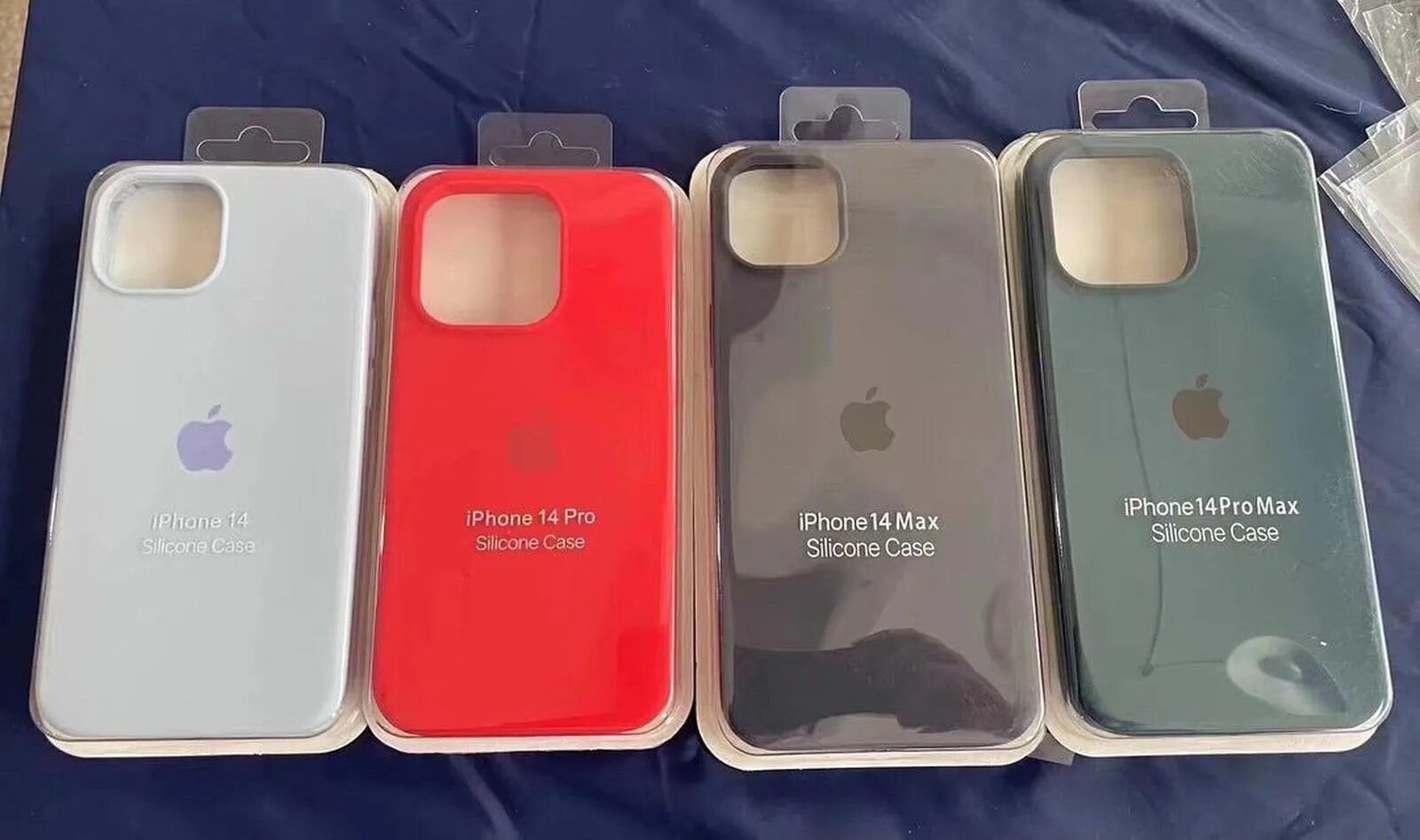 Iphone 14 plus case. Iphone 14 case. новый айфон. iphone 14 in a case. айфон 14 крышка.