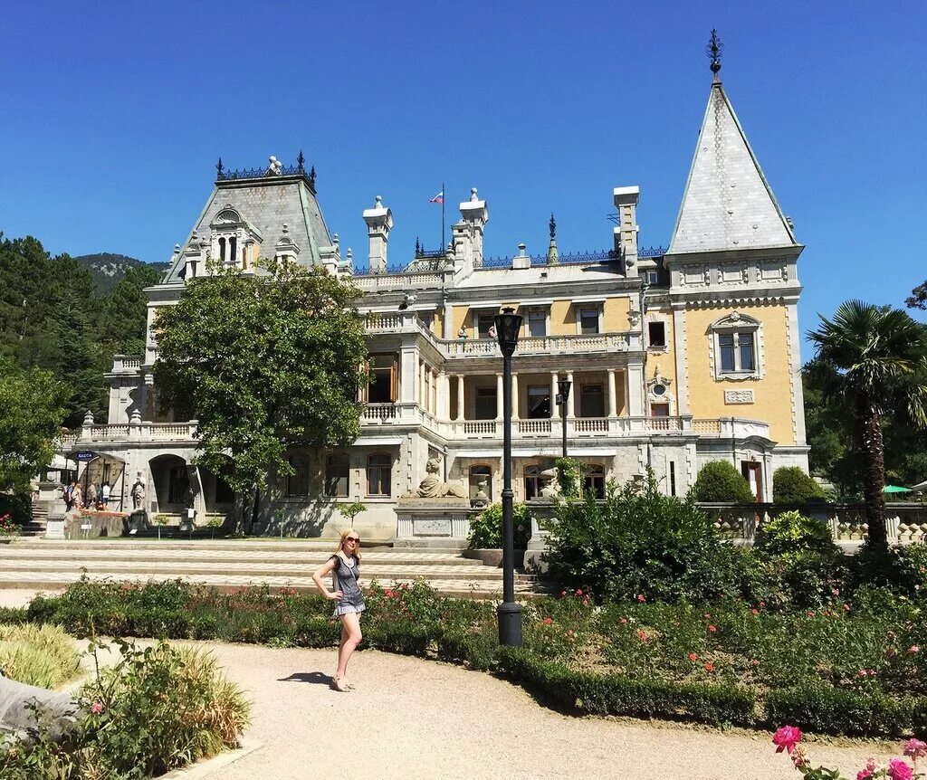 ялта массандра. массандра крым севастополь. дворец александра iii в массандре зимой. массандровский дворец ялта. погода массандра ялта.