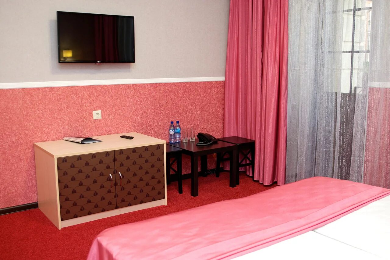 Отель переславль 3 переславль-залесский. Гомтевой дом переяславль залесскиц. Гостиница западная переславль залесский. Переславль залесский номера. Переславль залесский номера.