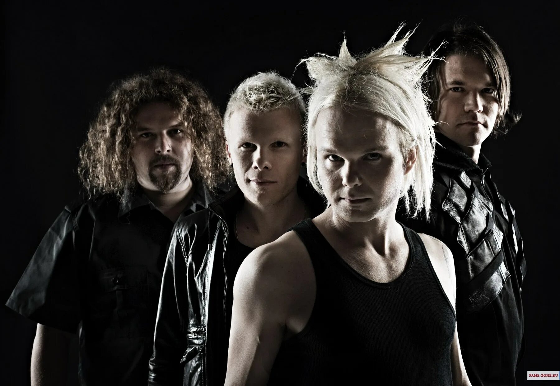 Rasmus livin you without. Расмус группа. rasmus 2006. the rasmus the rasmus. ярно лахти the rasmus.