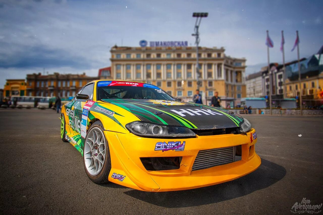 Toyota fairlady 2023. Ниссан ванетте 1988. Дилерский центр ниссан во владивостоке. Nissan владивостоке. Ниссан сирена 2018.