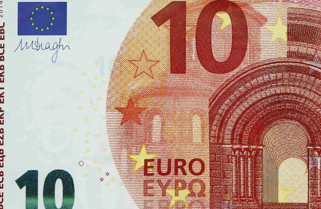 More Fake Euro Bills in Circulation Last Year - WSJ