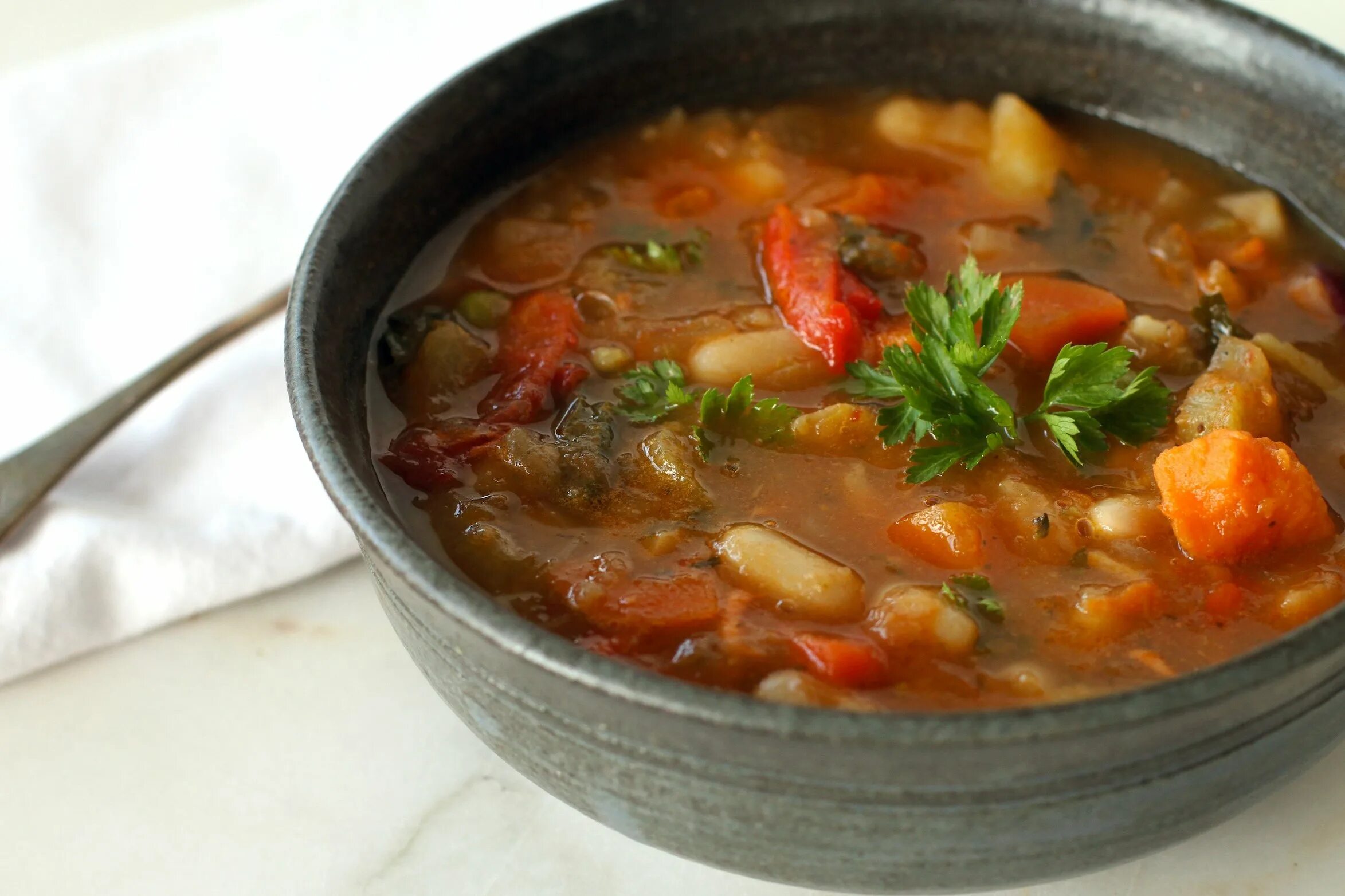 Приготовить вкусный супчик. Мампар суп. Овощной суп минестроне. Для супа. Суп с говядиной и овощами.