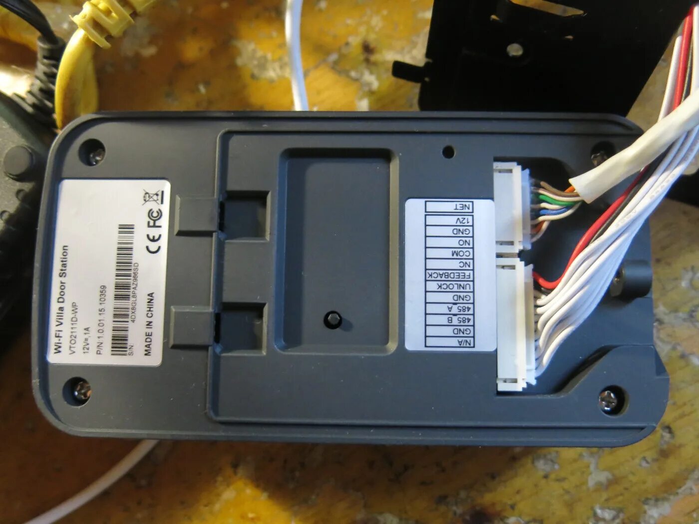 Dhi vto2311r wp подключение к замку DHI-KTW02 Комплект видеодомофона с поддержкой PoE VTO2311R-WP WiFi дверная станц