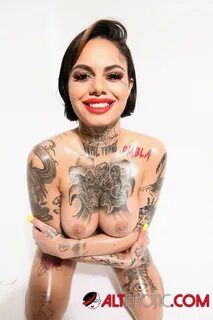 Genevieve-Sinn-Oiled-up-Babe-in-a-Tiny-Red-Thong%20(6) .