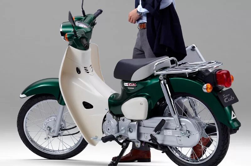 Хонда 50 кубов купить. Honda super Cub c50. Honda super Cub 50 2018. Honda super Cub 50. Honda super Cub 09.