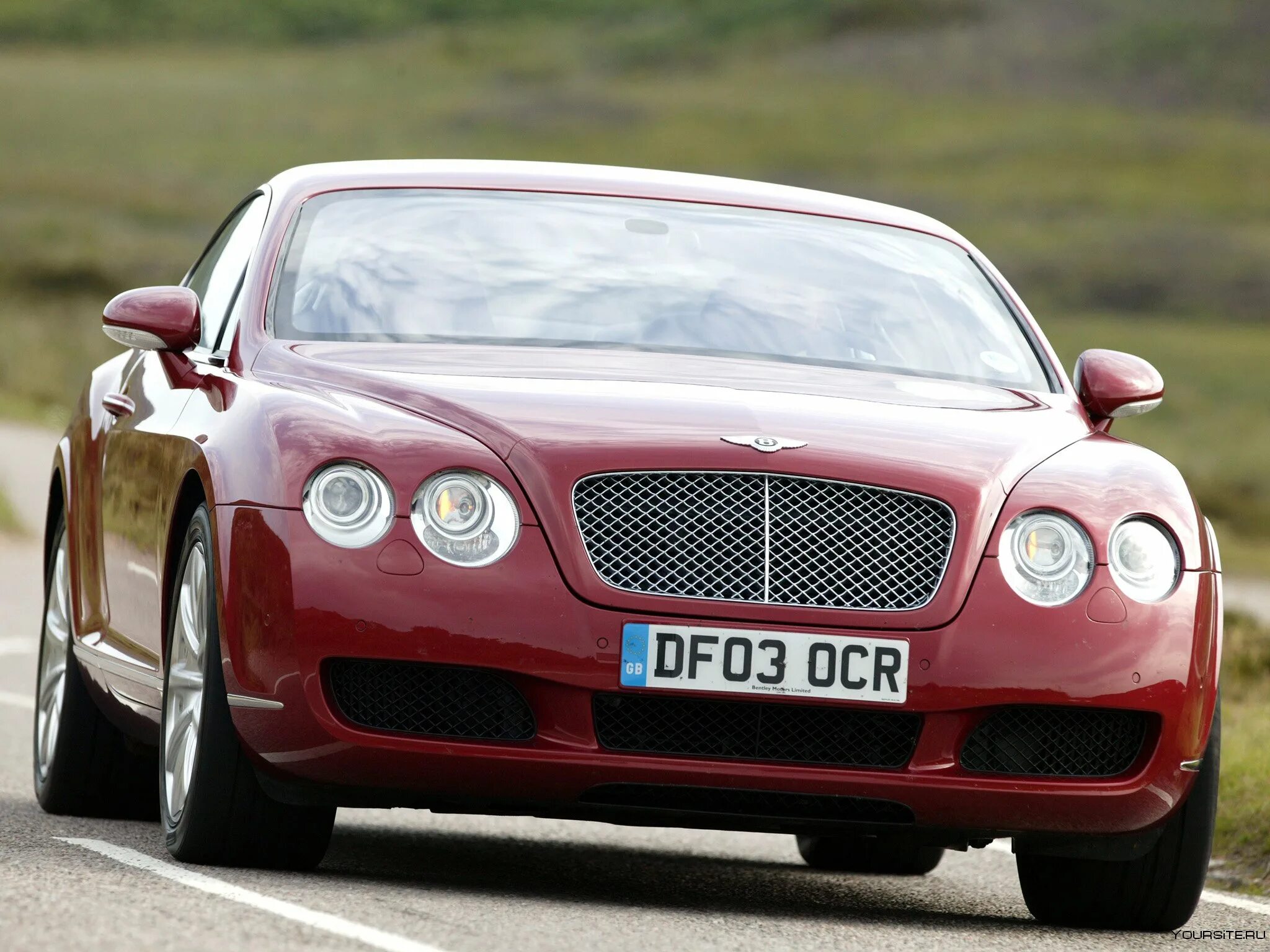 Англия какие машины. Bentley Continental gt 2003. Бентли Континенталь ГТ 2003. Bentley 2005. Continental gt 2003.