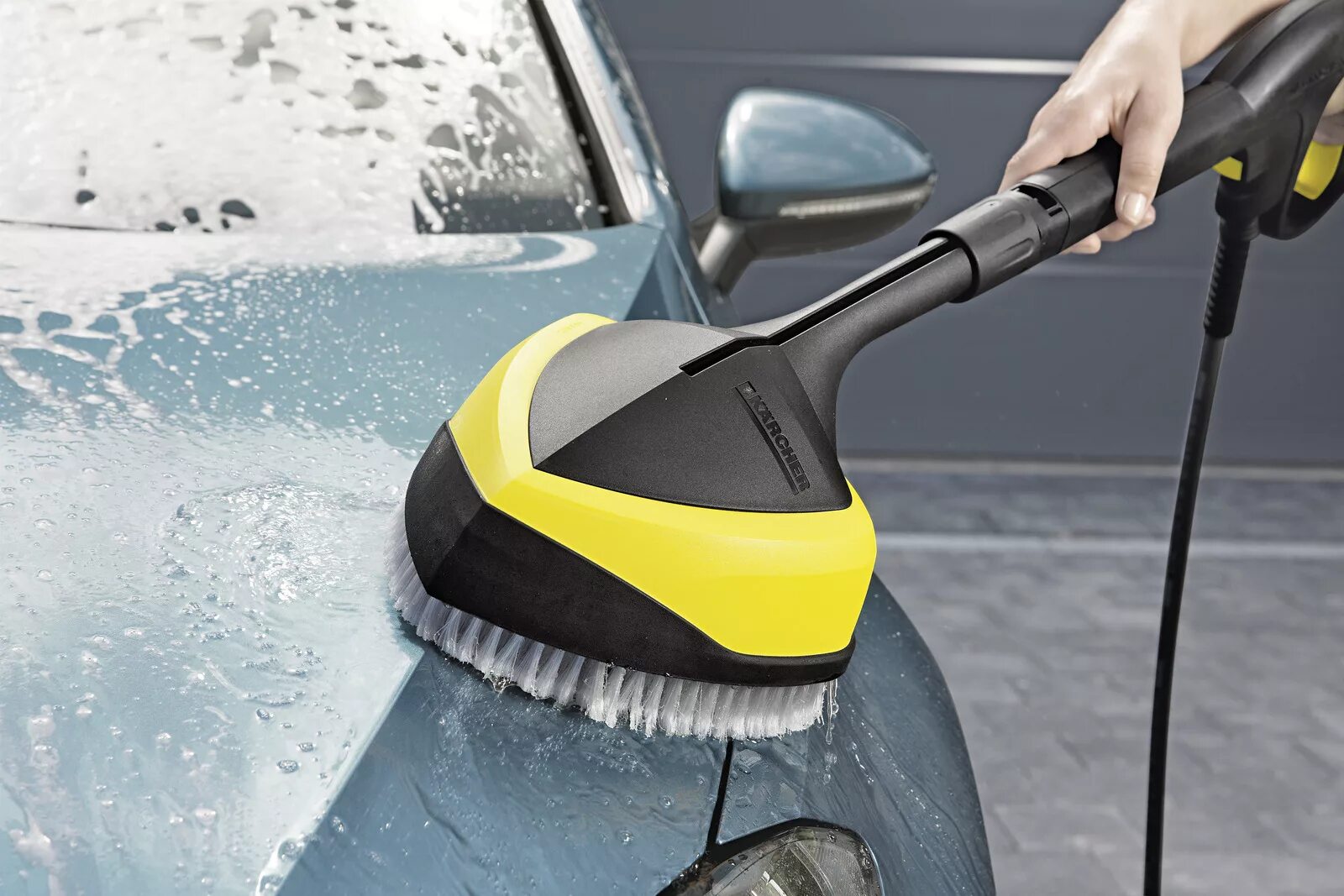 Щетка Karcher Power Brush WB 150. Karcher 2.643-. Керхер WB 150. Моечная щетка Power Brush WB 150 Karcher. Мытье автомобиля мойкой высокого давления