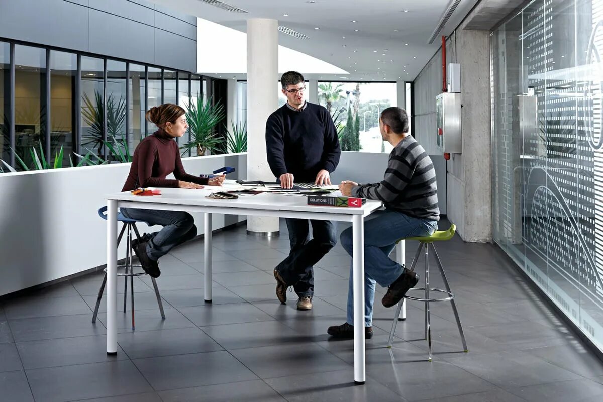 Офис реалити. Стол cool c500, actiu. Conference Table Stand. Andreu World Solid Conference Table. Stand up meeting.