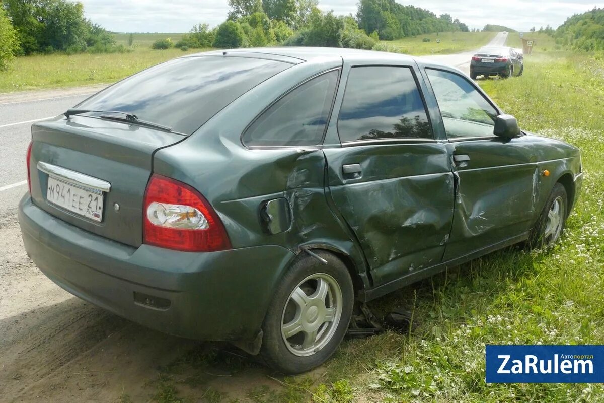 Приора чувашии. 2170 опер. Номера чувашия две приоры. Приора чувашии. Лада приора купе sport танирована.