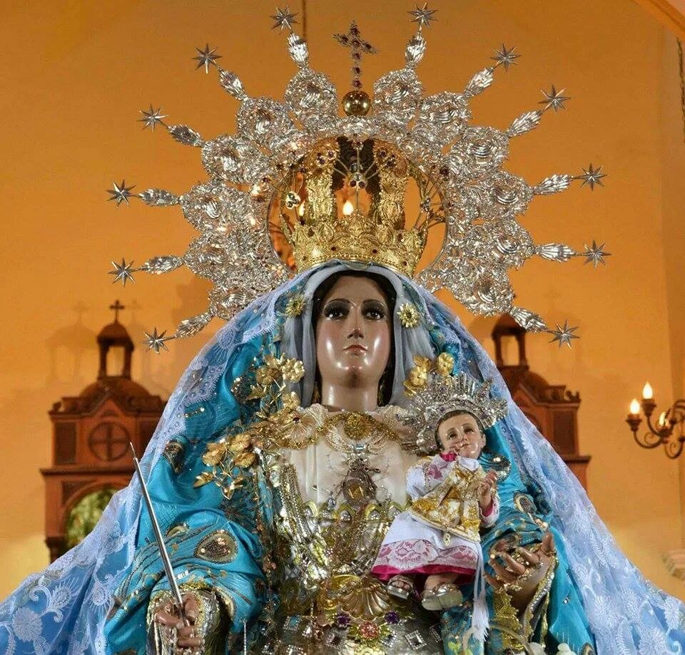 La virgen de la. Канделярия. Богоматери из Канделарии. Святая леди Канделария. Де-ла-Виржен-де-Канделария праздник Боливии.