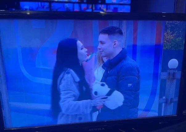 Ваня предложил мите сыграть в новую игру. Сделал предложение. ваня сделал предложение клаве.