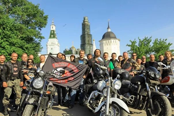 Где найти байкера
