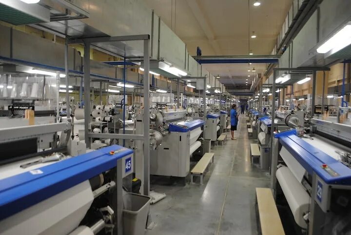 фабрика феликс в кожухово. производственный цех корпусной мебели. цех завода. производство фабрики фирмы. производство фабрики фирмы.