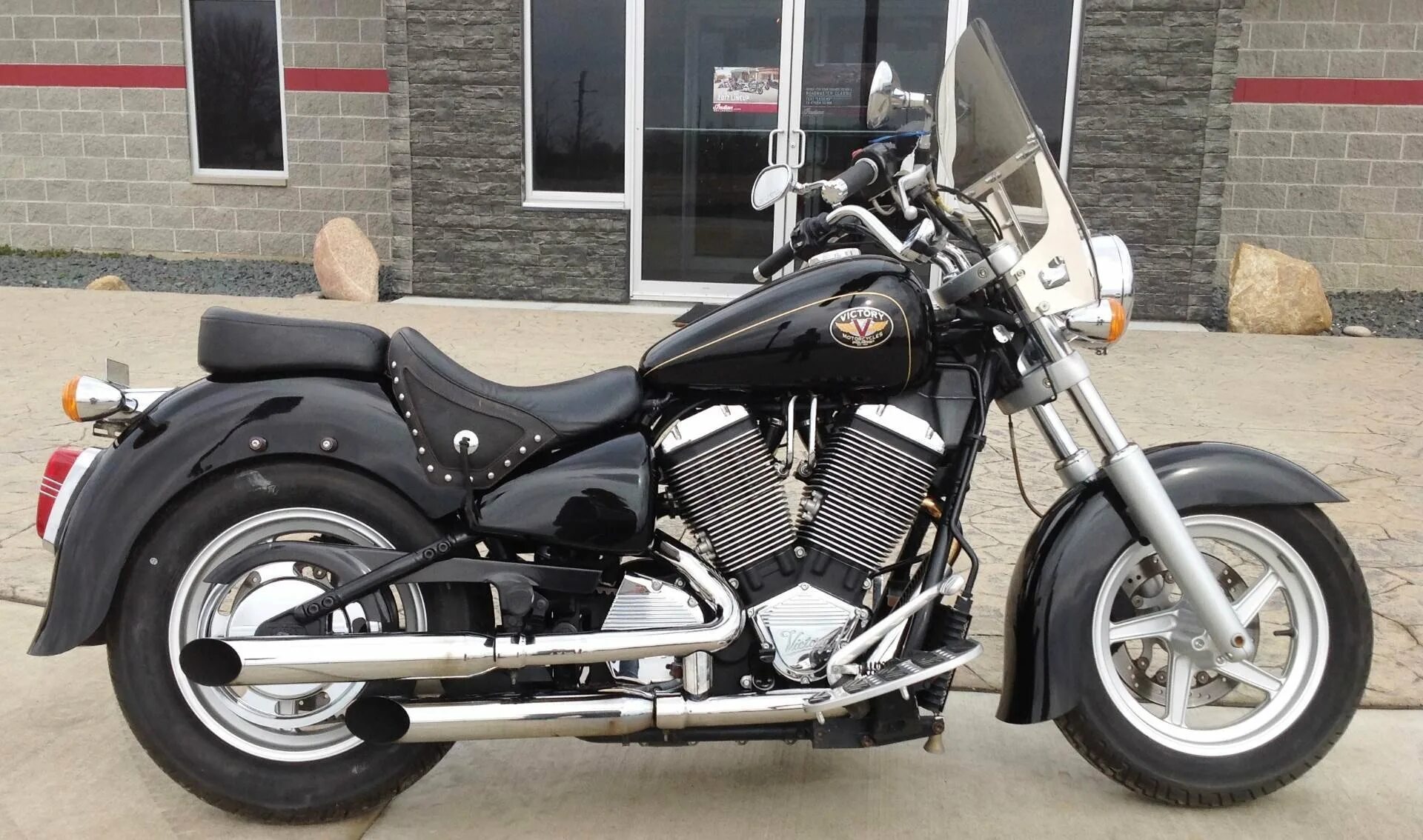 Виктори стандарт. Victory v92c tour deluxe. мотоцикл victory v92c. victory v92c черного цвета. мотоцикл виктори в 92.