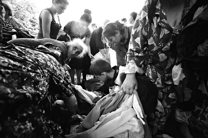 беженцы фото. беженцы на кипре. Emigration. поляки бунтуют. религиозные миграции.