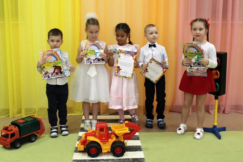 Детские дошкольные конкурсы. Садик Березка Парабель. Парабель садиу берёзка 2015 год. Рыцари дорожной безопасности конкурс в Хилокском районе. Конкурс художественное чте.