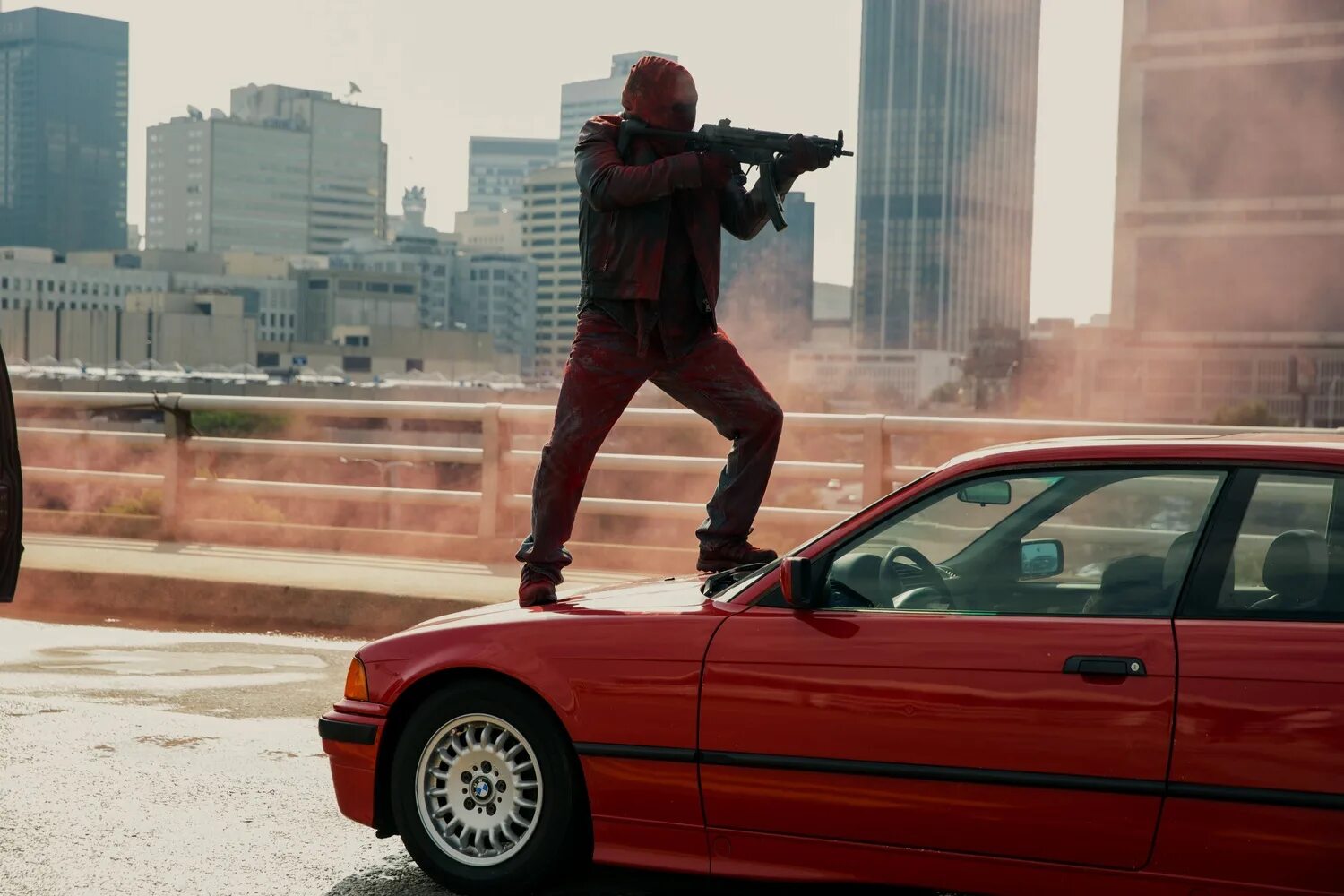 аарон пол три девятки. три девятки фильм. 3 девятки фильм 2016. кейт уинслет в фильме три девятки. девятка сюжет.