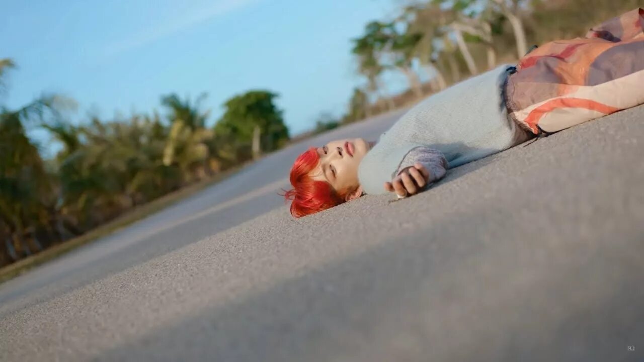 Ateez wave. Хонджун эйтиз 2025. хонджун из ateez wave.