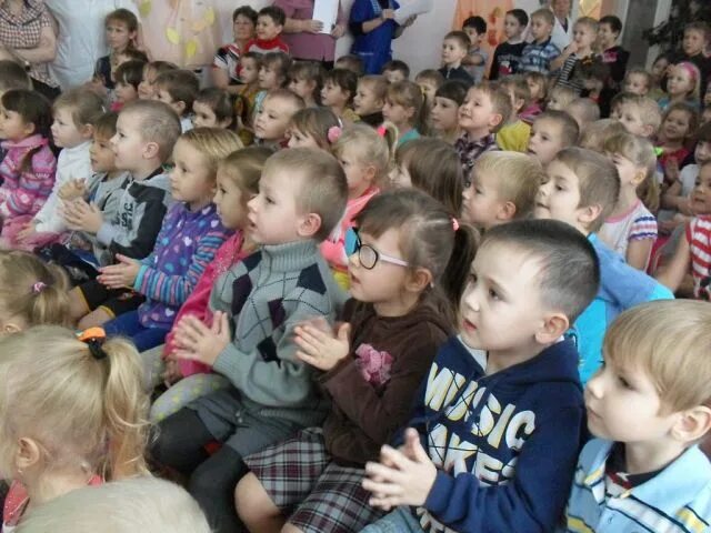 Начальник гибдд большой улуй. Группа детские красноярский край. Детский фольклерныйколлектив звонница. Группа детские красноярский край. Директор детского творчества красноярск.