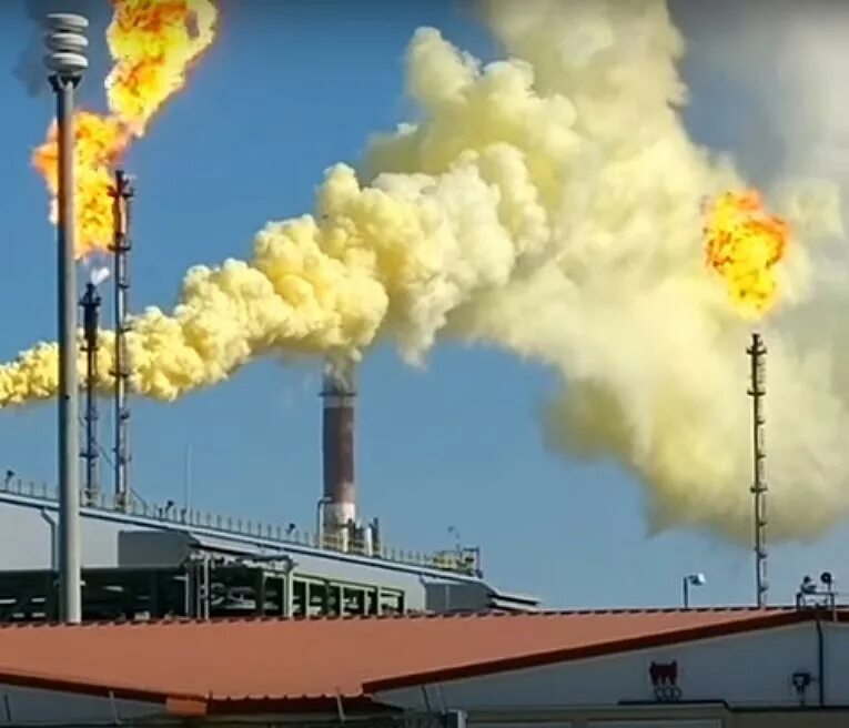 Лисий хвост диоксид азота. Загрязнение диоксид азота. Фото диоксида серы. Сера диоксид выбросах. Выбросы газов в атмосферу.