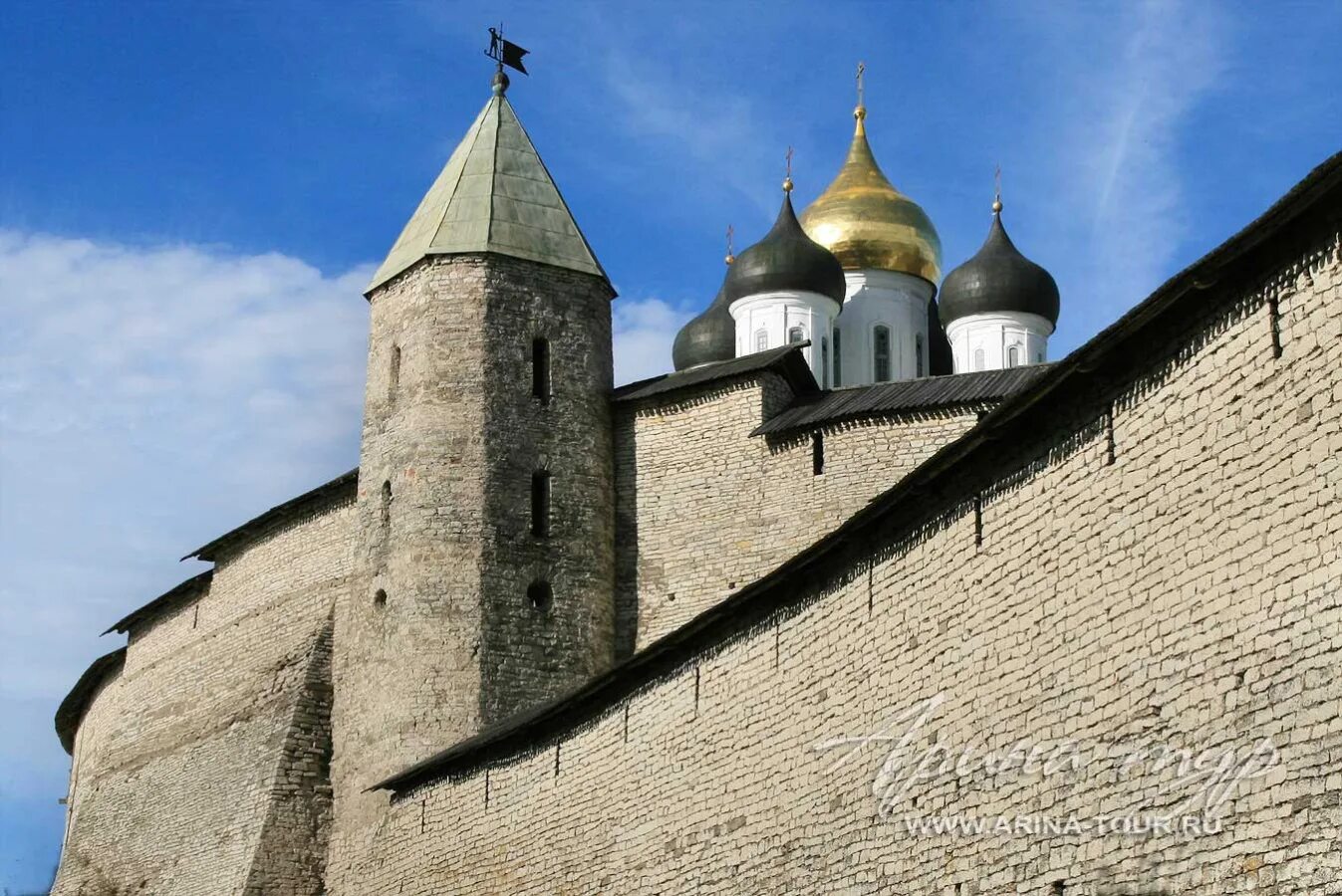 Псков Изборск. Псков Изборск Печоры. Псков Изборск Печоры Пушкинские горы. Экскурсия Псков Изборск Печоры.