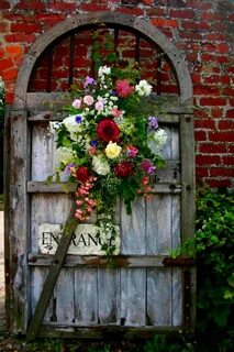 Door roses