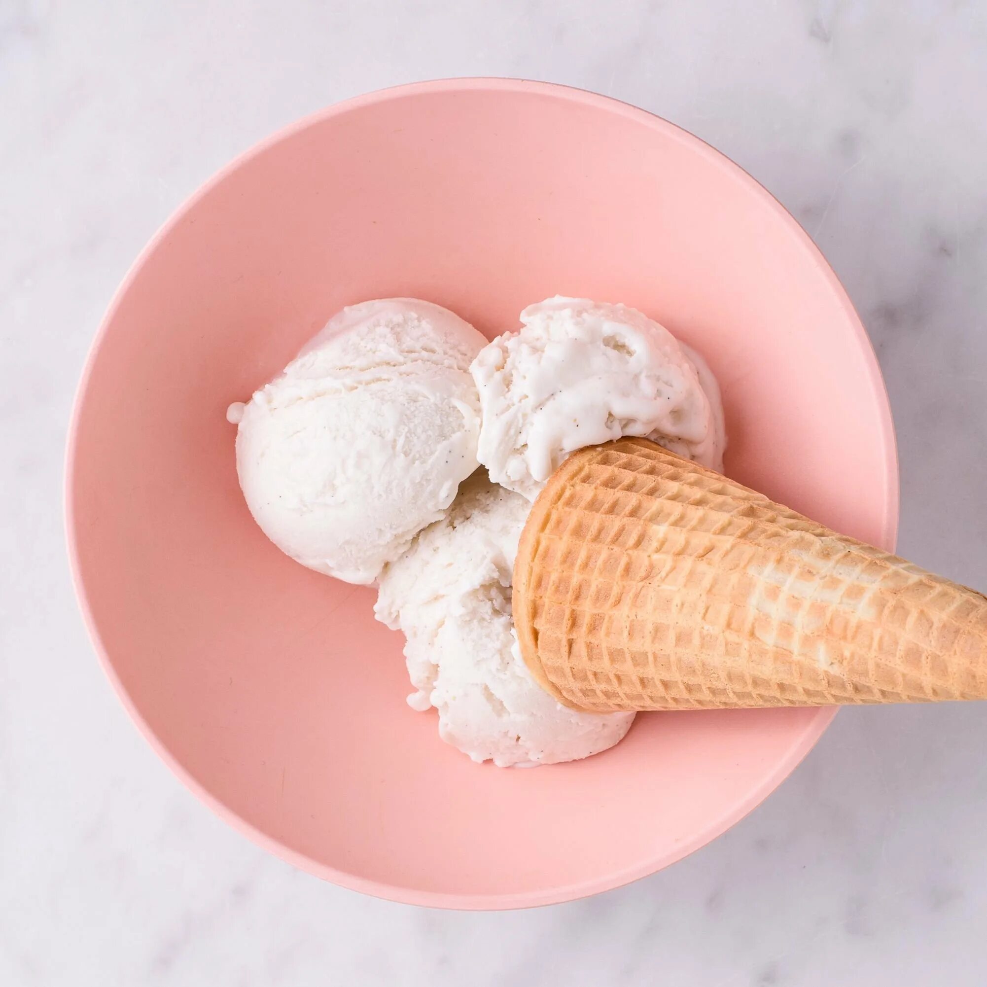 Мороженки 1. Мороженое. Мороженое рожок. Белое мороженое. Шарик мороженое.