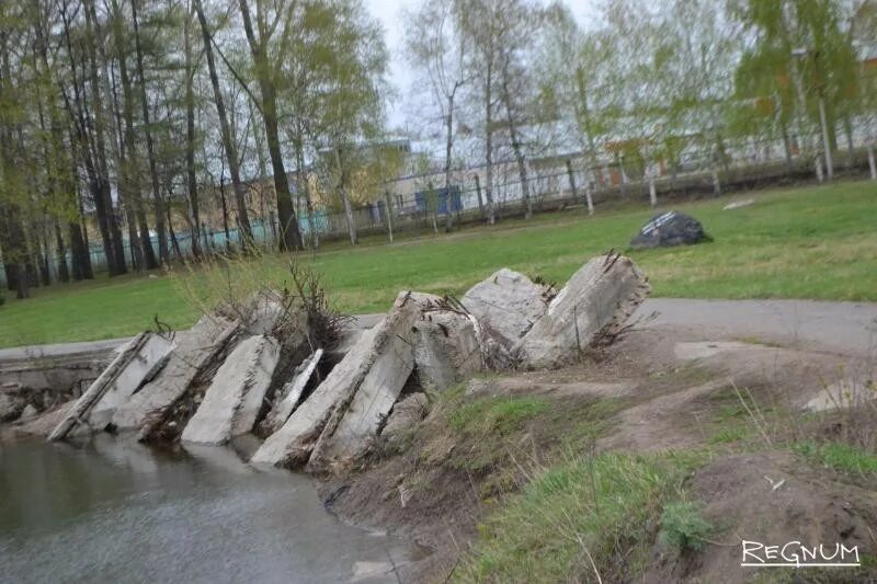 Стадион гастелло. Парк имени Гастелло. Парк им Гастелло Уфа. Парк Гастелло Хабаровск. Парк Гастелло Уфа старые.