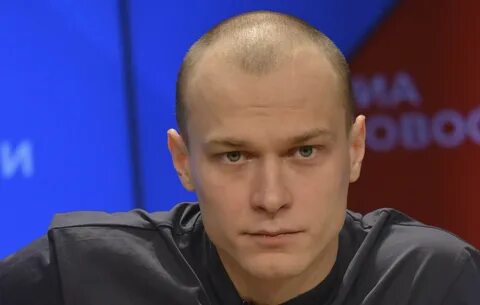 Юра актер
