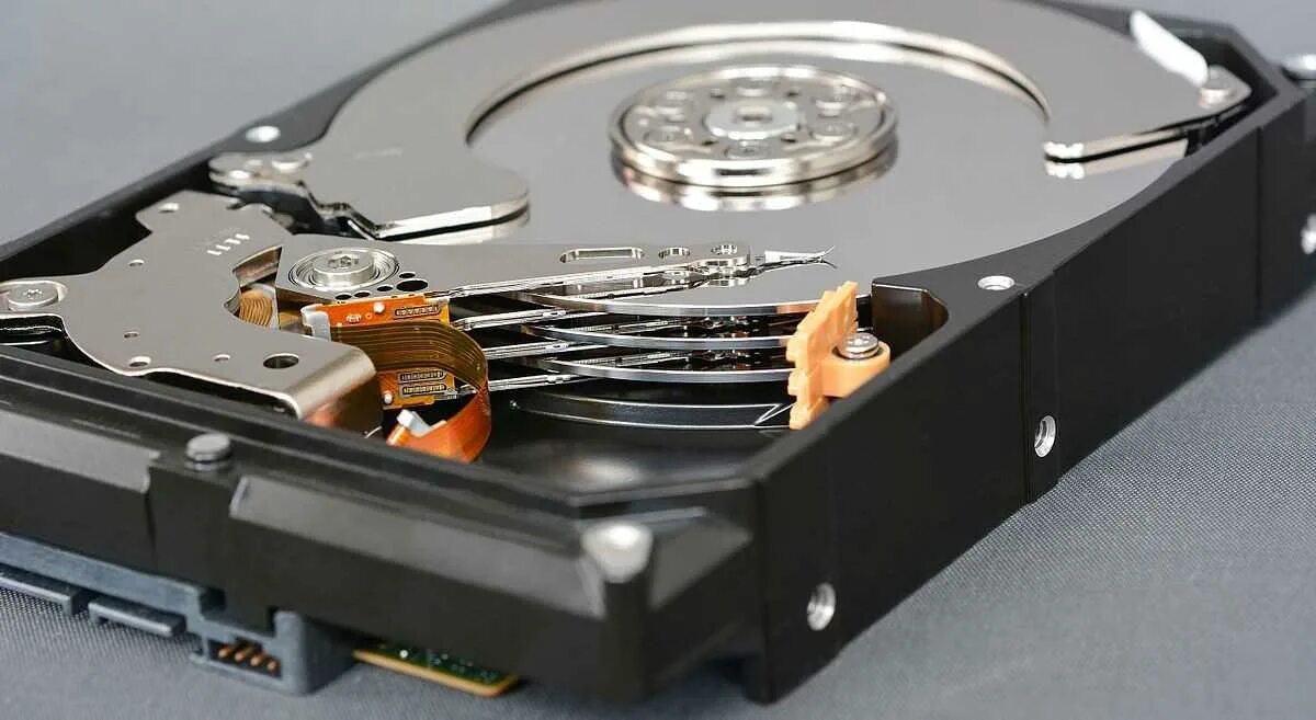 Как выбрать hdd. Hdd (жесткий диск) hard disk drive. hamr hdd. seagate st340016a. seagate hard drive.