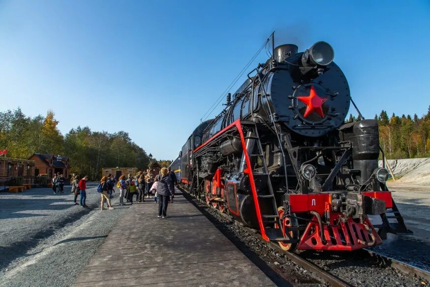 Ретро поезд сортавала рускеала расписание. Ретропоезд Рускеала. Рускеала паровоз. Ретро поезд Сортавала Рускеала. Поезд Сортавала Рускеала ретро поезд.