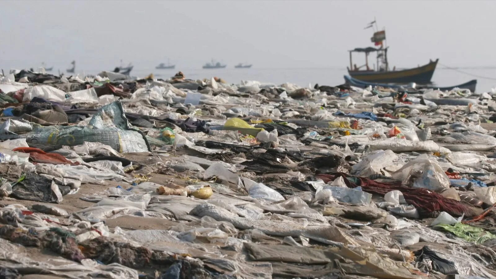 Хозяйственная деятельность людей в океане. Загрязнение мирового океана. Пластиковые отходы в море. Загрязнение морей.