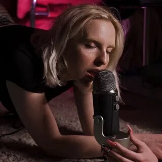 Asmr Kissing Sounds, Close Breathing, Mouth Sounds for Sleep (With Elsa)