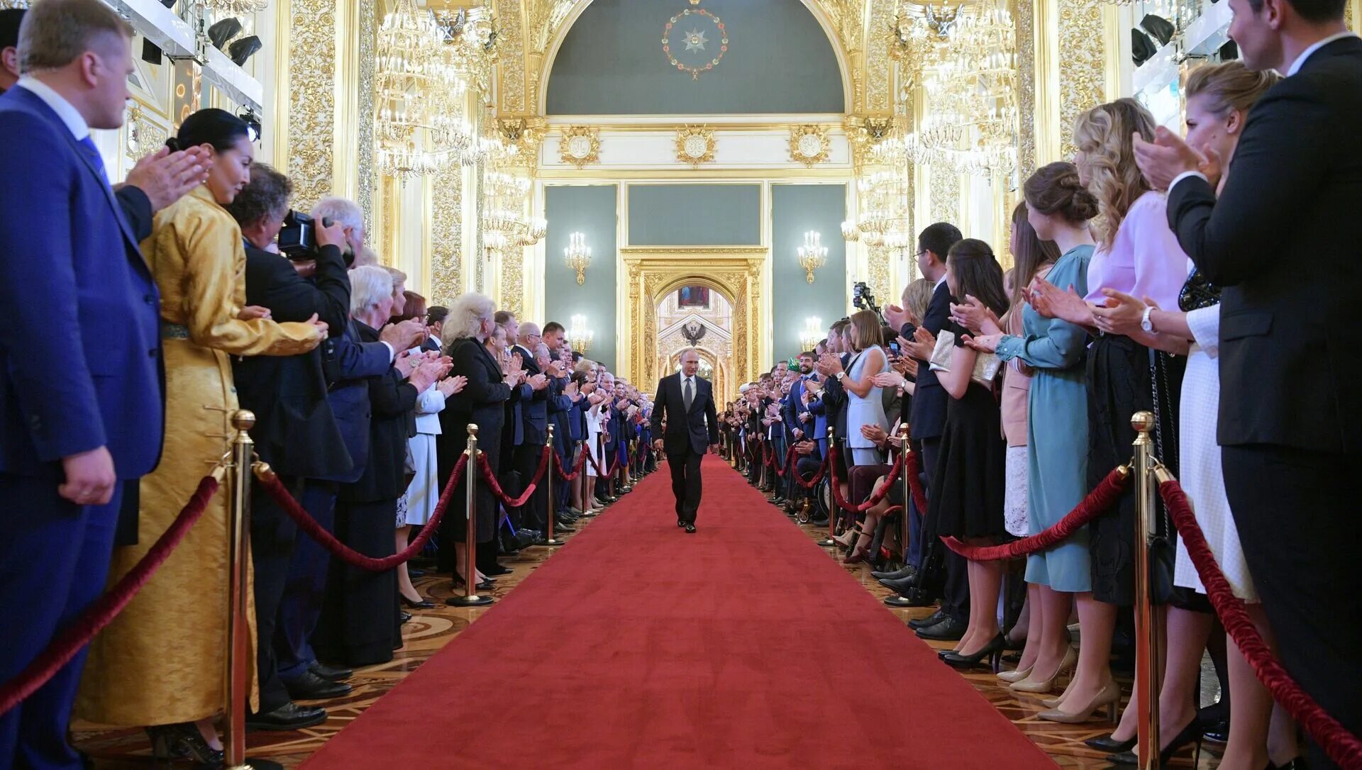 Путин инаугурация 2018. Церемония инаугурации президента России 2018. Храм мученицы Татианы СПБ. Вручение верительных грамот послам Путин 2020.